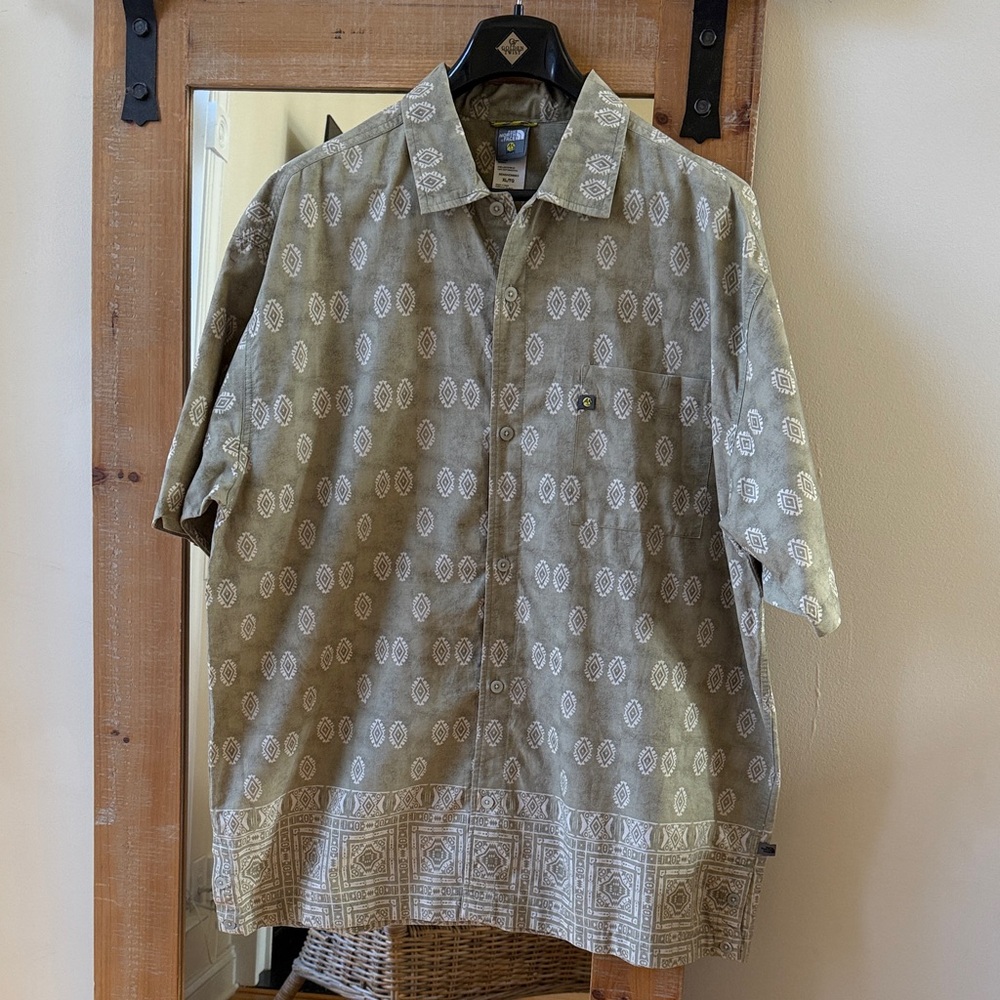 The North Face A5 Series Tribal Print Camp Shirt Size XL